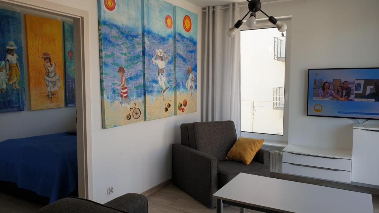 Impresja 42 Apartament Z Garazem Kołobrzeg Exteriör bild