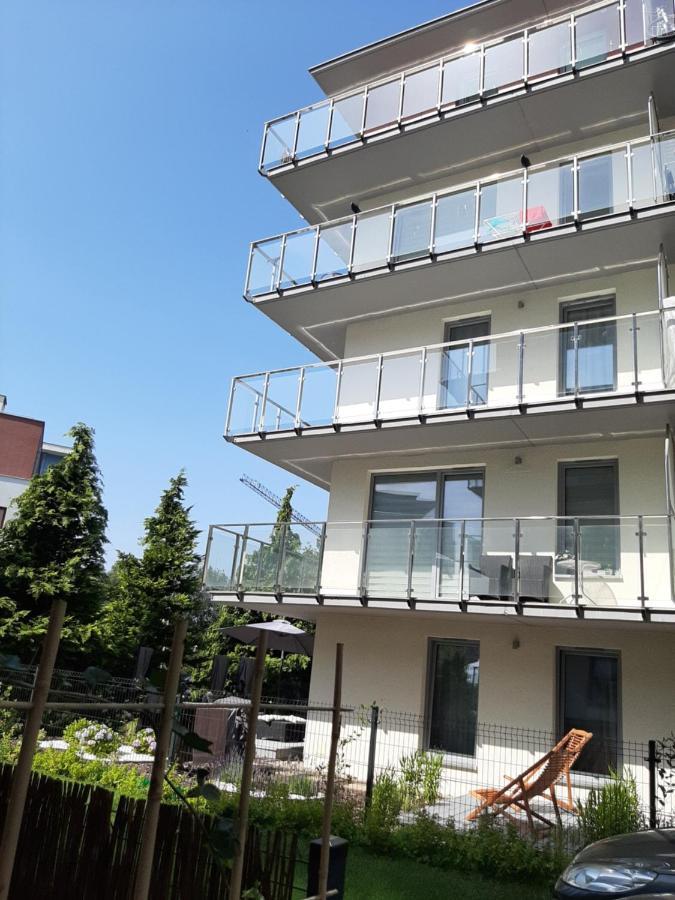 Impresja 42 Apartament Z Garazem Kołobrzeg Exteriör bild