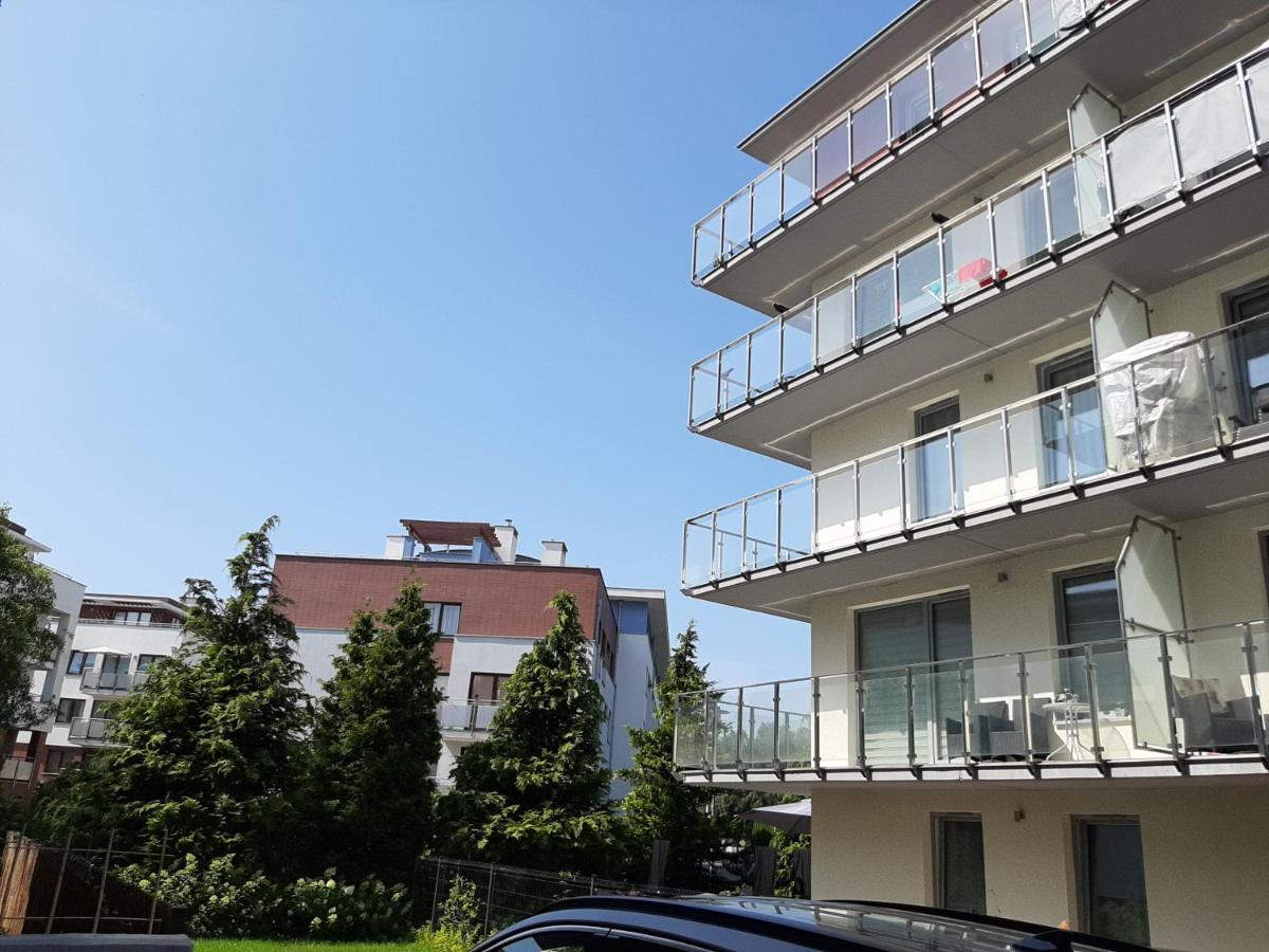 Impresja 42 Apartament Z Garazem Kołobrzeg Exteriör bild