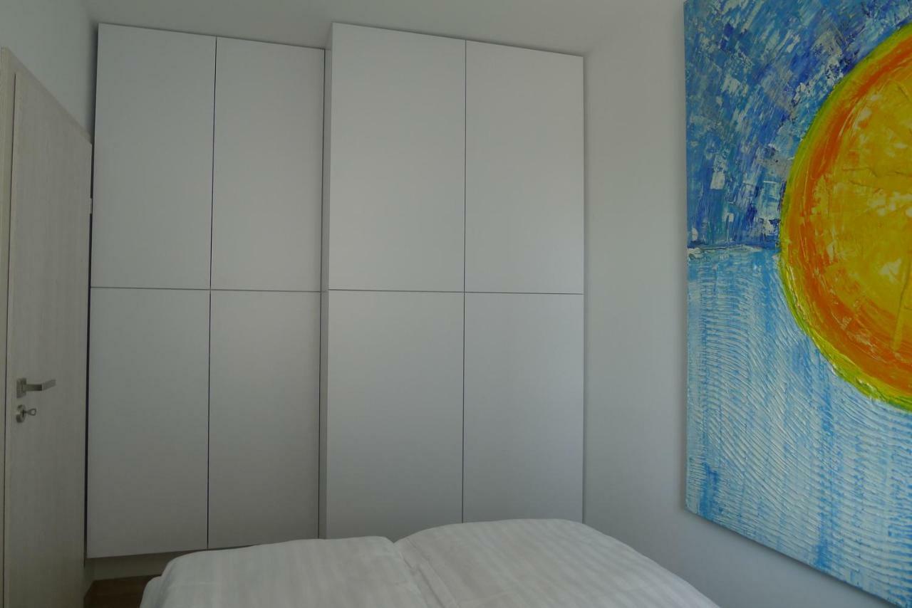 Impresja 42 Apartament Z Garazem Kołobrzeg Exteriör bild