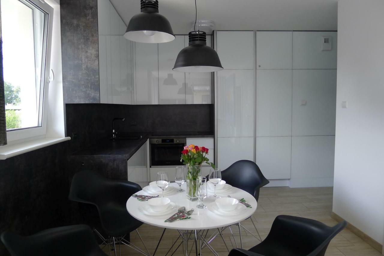 Impresja 42 Apartament Z Garazem Kołobrzeg Exteriör bild