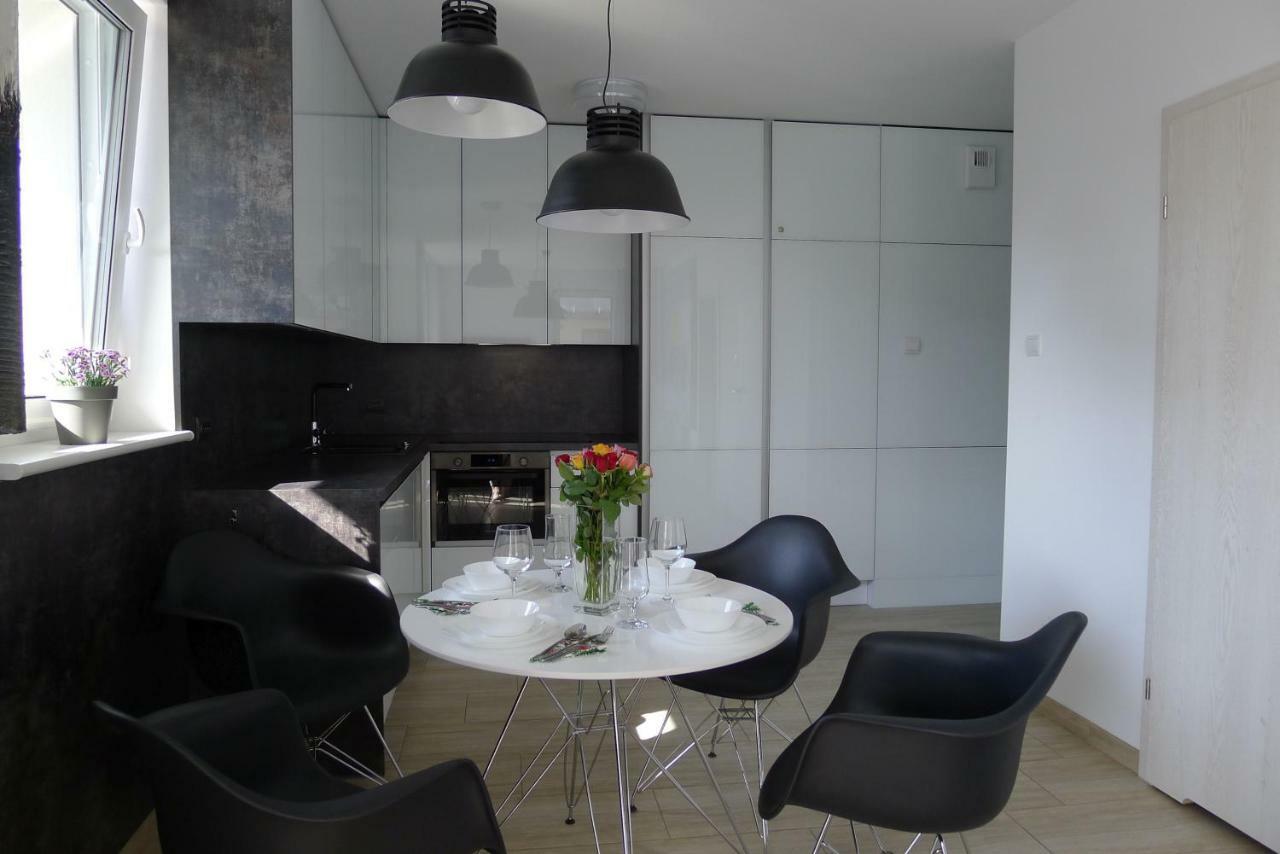 Impresja 42 Apartament Z Garazem Kołobrzeg Exteriör bild