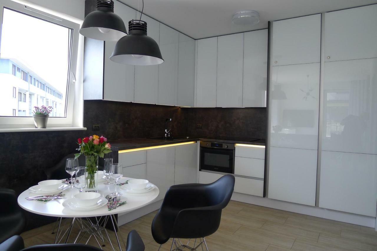 Impresja 42 Apartament Z Garazem Kołobrzeg Exteriör bild
