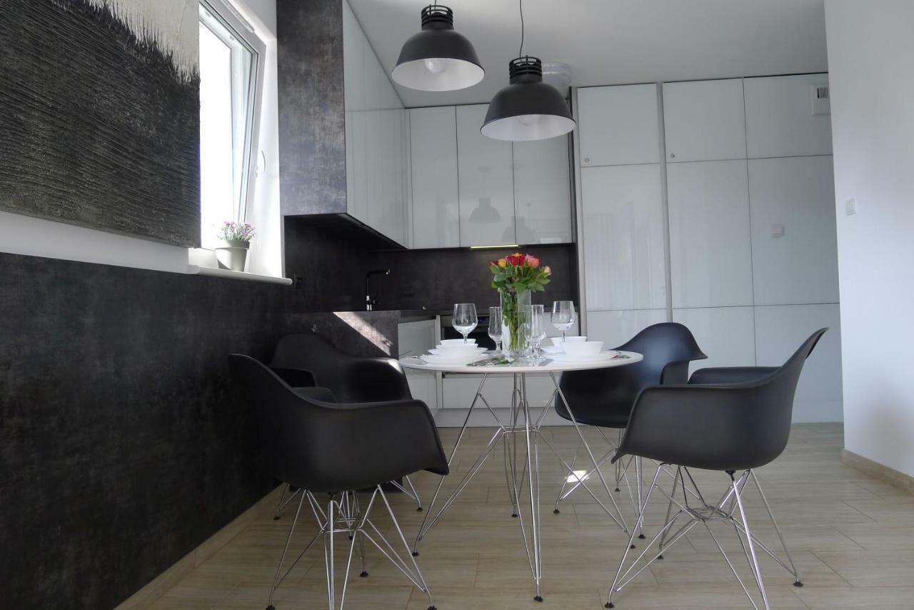 Impresja 42 Apartament Z Garazem Kołobrzeg Exteriör bild