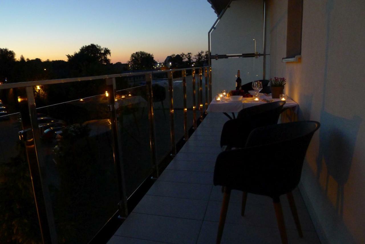 Impresja 42 Apartament Z Garazem Kołobrzeg Exteriör bild