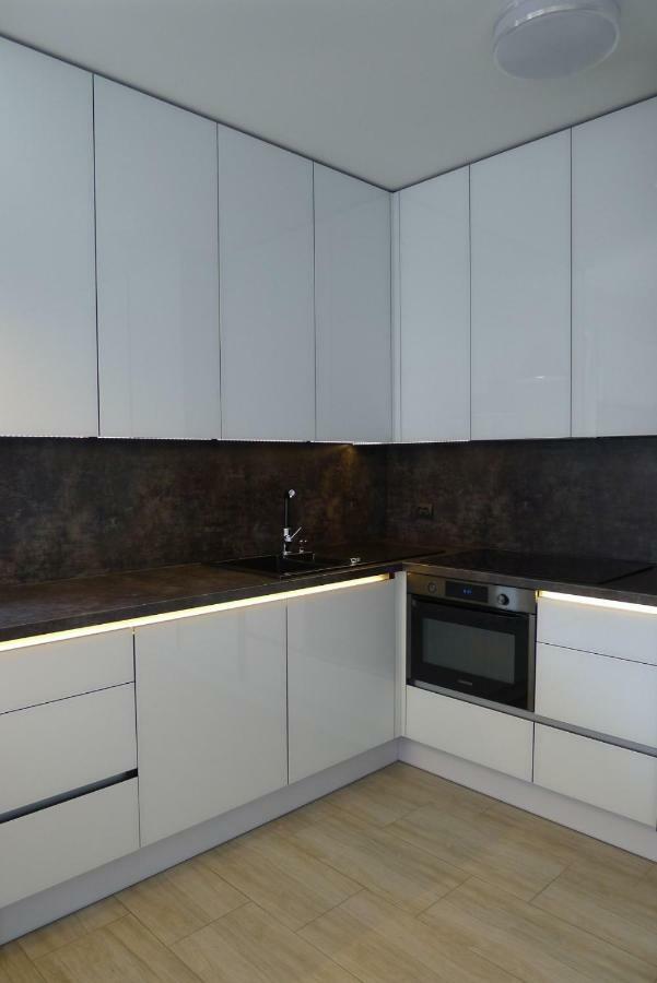 Impresja 42 Apartament Z Garazem Kołobrzeg Exteriör bild