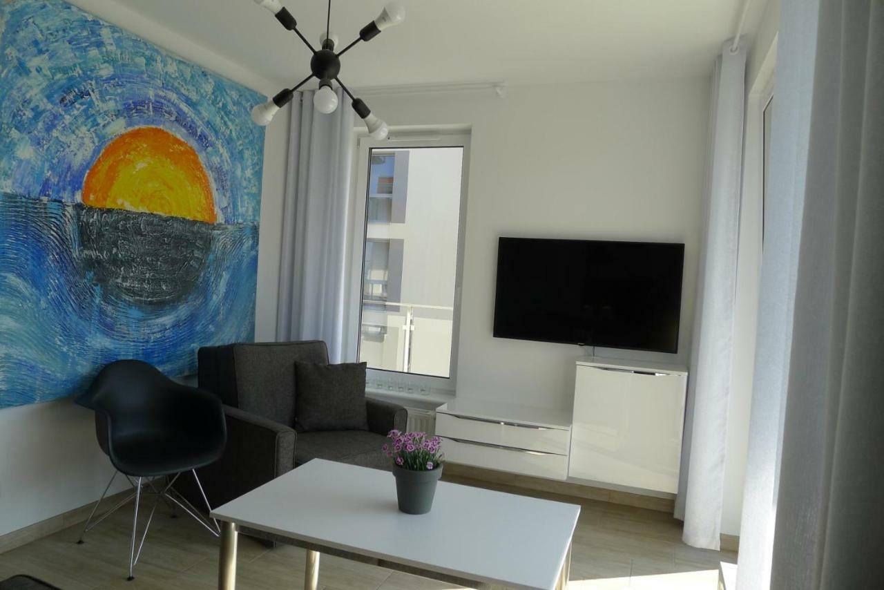Impresja 42 Apartament Z Garazem Kołobrzeg Exteriör bild