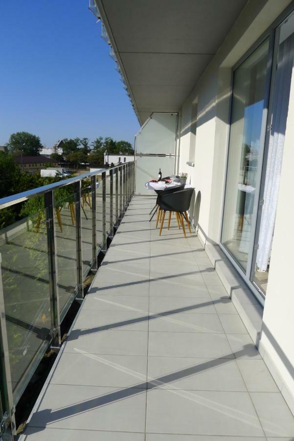 Impresja 42 Apartament Z Garazem Kołobrzeg Exteriör bild